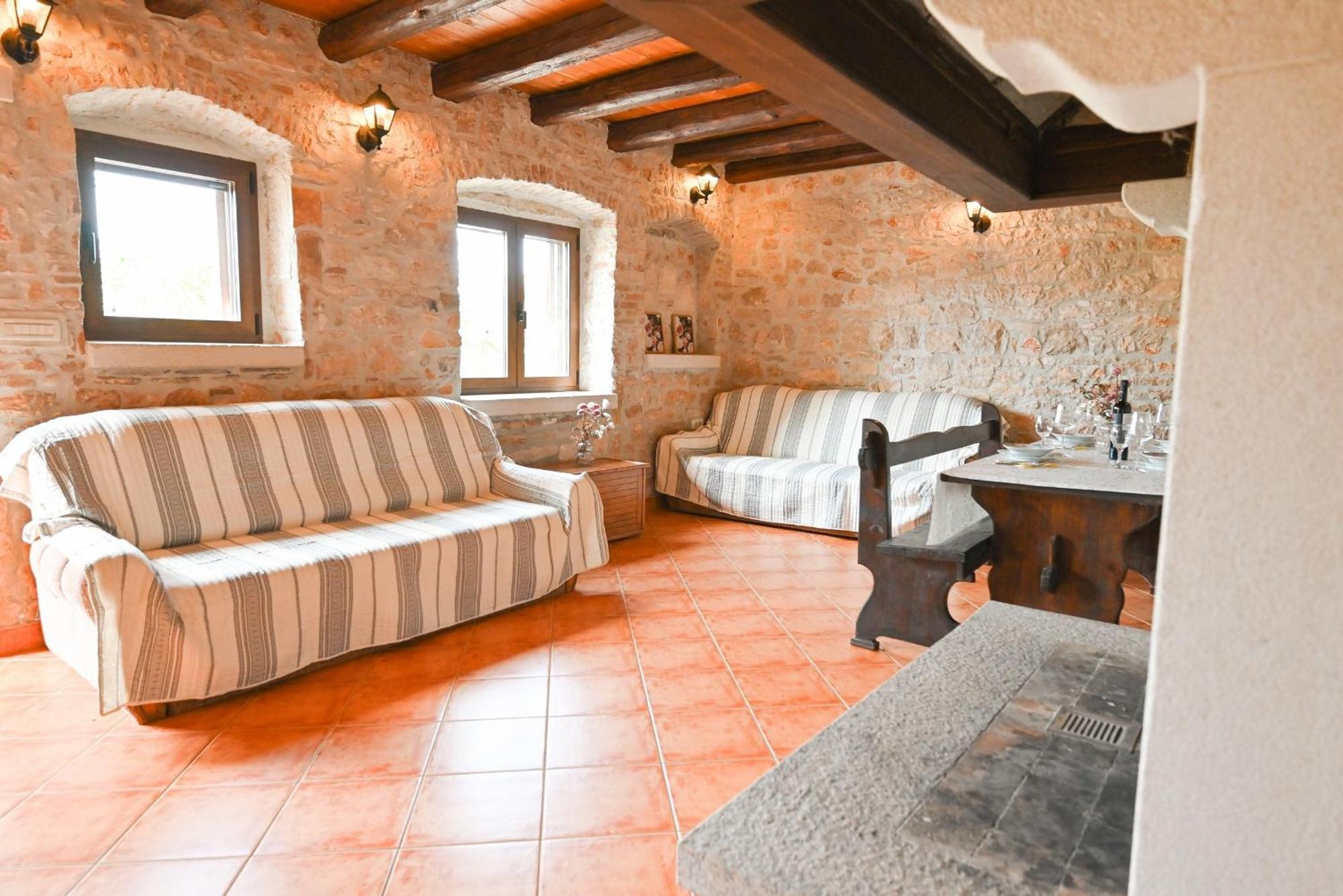 Orbanic Valalta Apartamento
