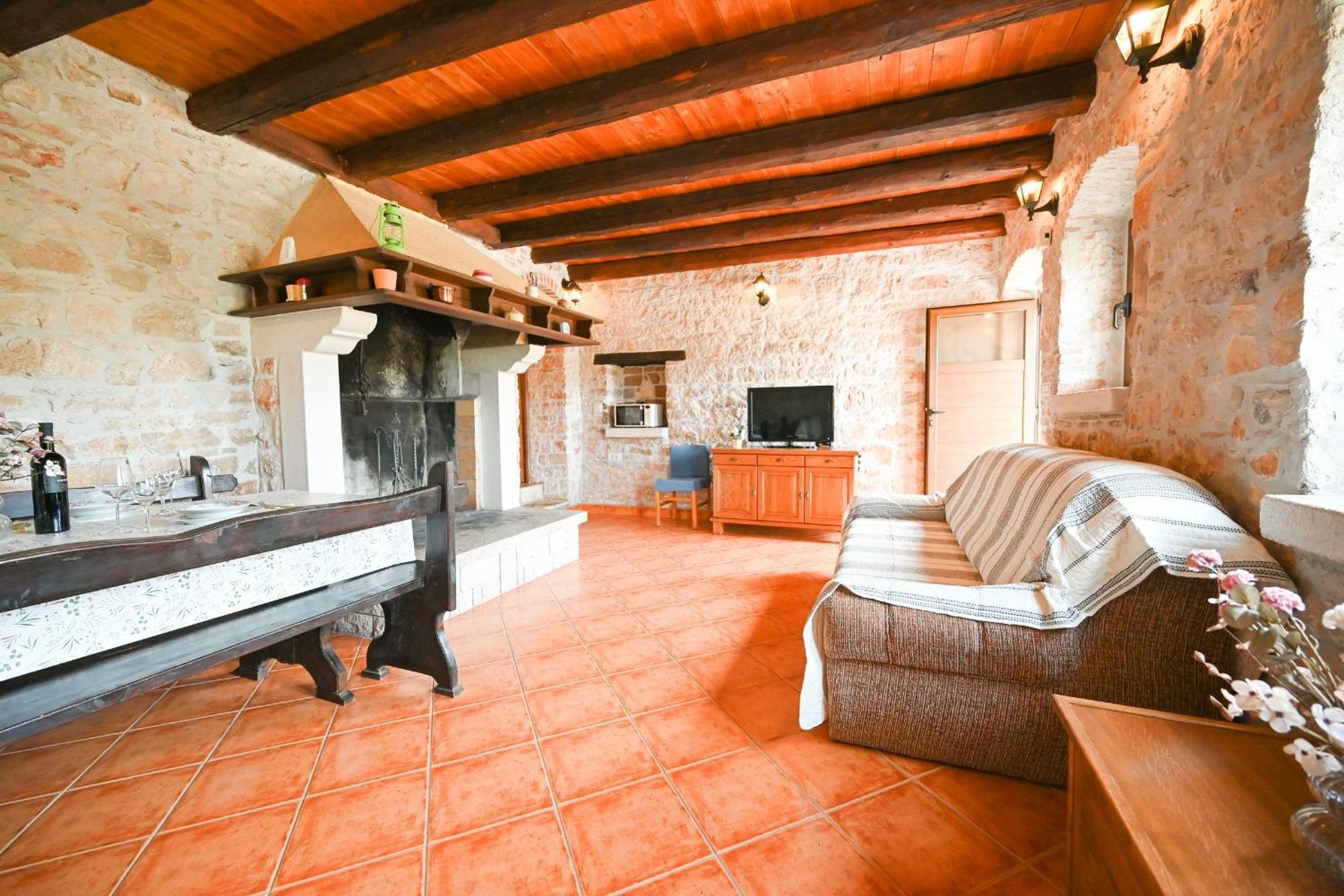 Orbanic Valalta Apartamento *